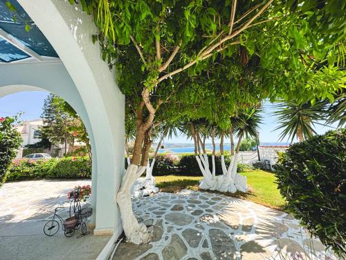 Afbeelding uit fotogalerij van VILLA MYKONOS in Maa