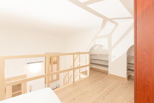 Cream Little Apartment - M1 - City Center
