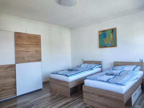 Postel nebo postele na pokoji v ubytování Wohnung in St Poelten