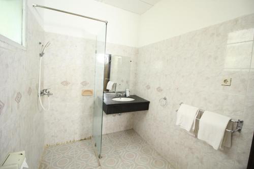 Phòng tắm tại Allisa Resort Hotel