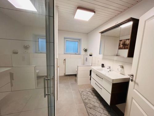 Ένα μπάνιο στο Ferienwohnung Kleinmann in Kordel