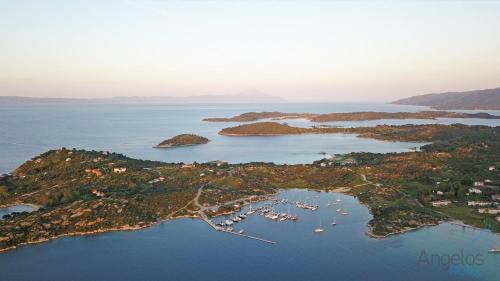 Gallery image of Angelina Hotel in Ormos Panagias