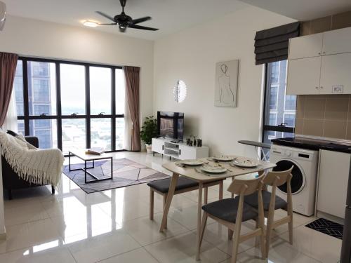 Dapur atau dapur kecil di The Choppins Icon City Petaling Jaya
