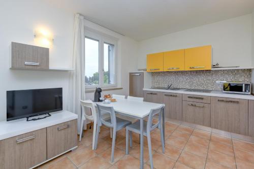 Dapur atau dapur kecil di Residence Fontanelle
