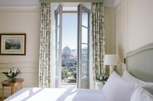 Un ou plusieurs lits dans un hébergement de l'établissement Hôtel du Palais Biarritz, in The Unbound Collection by Hyatt