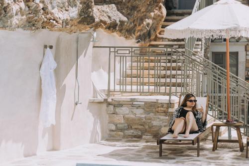 Επισκέπτες που μένουν στο Zos Suites