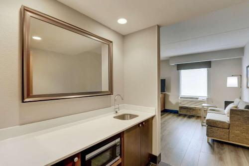 Χώρος καθιστικού στο Hampton Inn and Suites Rome, GA