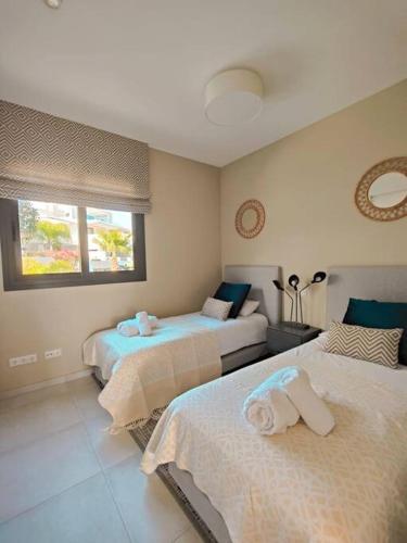 Luxury Golf & Private Garden