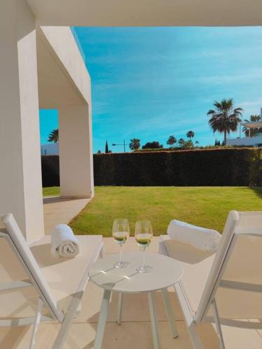 Luxury Golf & Private Garden