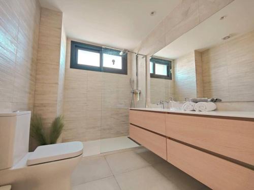 Luxury Golf & Private Garden