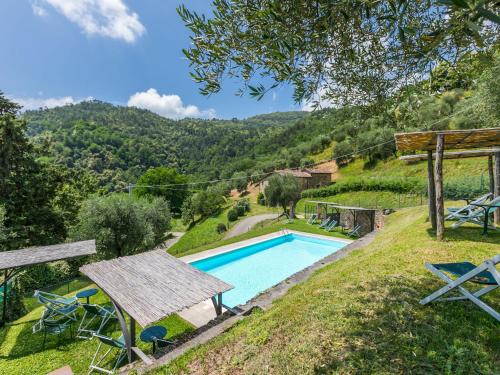 Bazén v ubytování Holiday Home Podere Piastriccio- Apt- Grande by Interhome nebo v jeho okolí