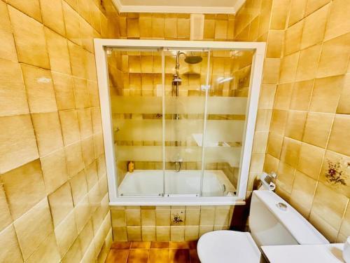 Ένα μπάνιο στο Somo, Atico en primera linea de playa y surf