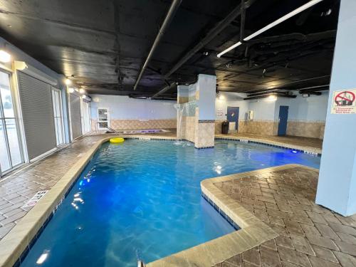 Oceanfront 2BR King Suite Atlantica Resort photo 26