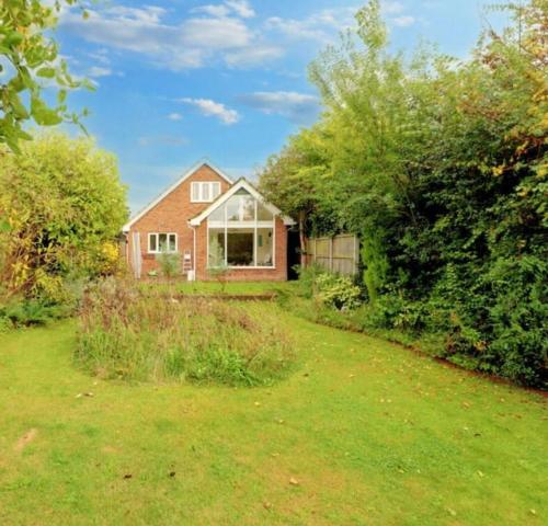 Κήπος έξω από το Home in Norfolk