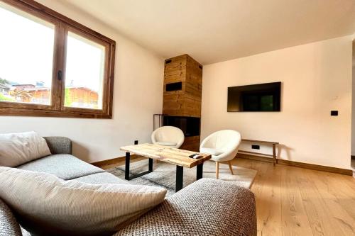 Bright apartment - near the slopes Megève