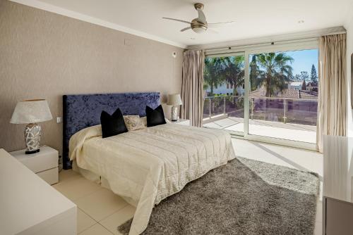 Luxury Villa-Los Naranjos Golf Club