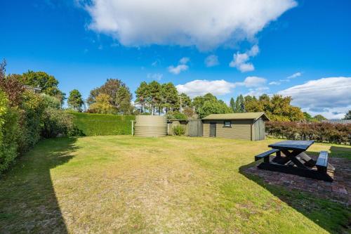 Zahrada ubytování Lakeview Scope - Tauranga Taupo Retreat