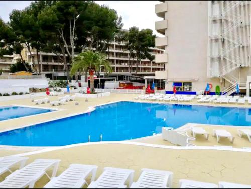 Home Internaciona II Salou