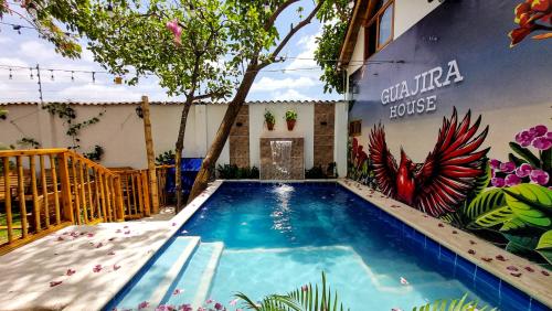 Bazén v ubytování Guajira House nebo v jeho okolí