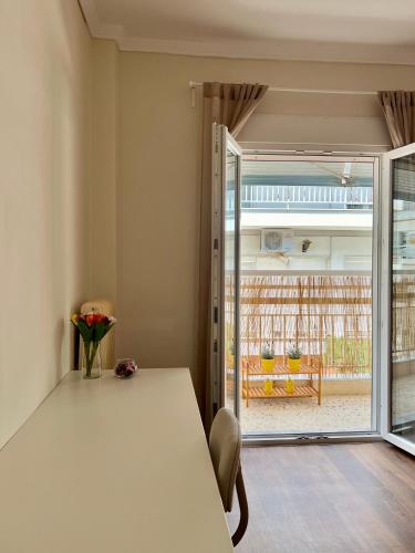 L aparts Thessaloniki