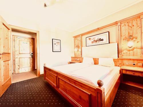 Postel nebo postele na pokoji v ubytování Hotel Das Urbisgut