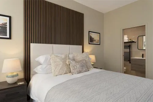 Kings Road Suites photo 22