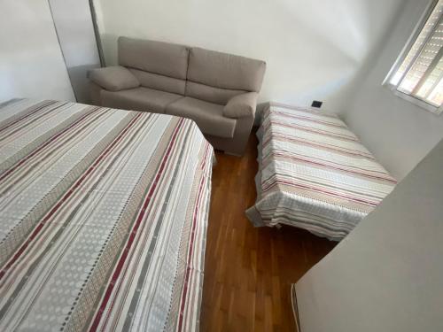 Imagem da galeria de Habitacion 10 minutos de la Catedral de Murcia y malecon 3 min em Múrcia