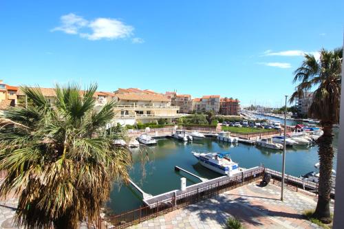 studio pour 4 vue marina