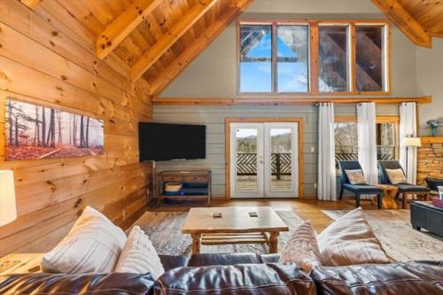 "Smoky Banjo Cabin" Epic Views & Total Privacy photo 21