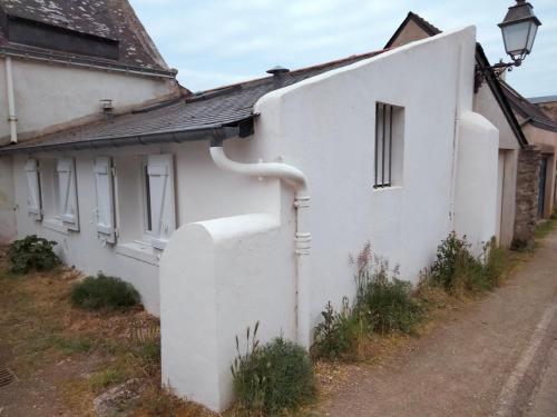 Photo de la galerie de l'établissement maison 50m mer à Piriac -sans wifi-, à Piriac-sur-Mer