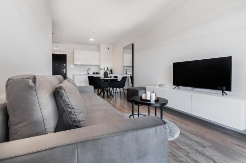 Μια τηλεόραση ή/και κέντρο ψυχαγωγίας στο Wyspa Uznam Marina Jachtowa