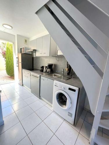 BARCARESA-Villa cosy en bord de mer, idéalement située