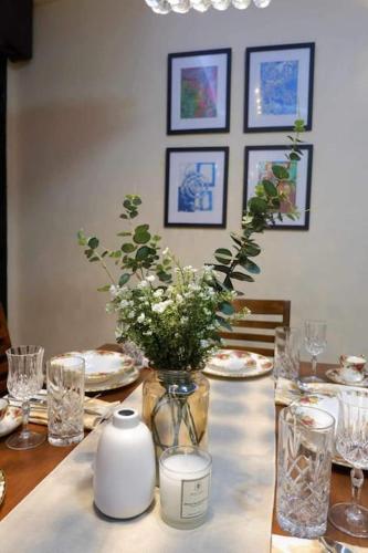 Foto dalla galleria di Whitehaus Courtyards 11 E a Cagayan de Oro