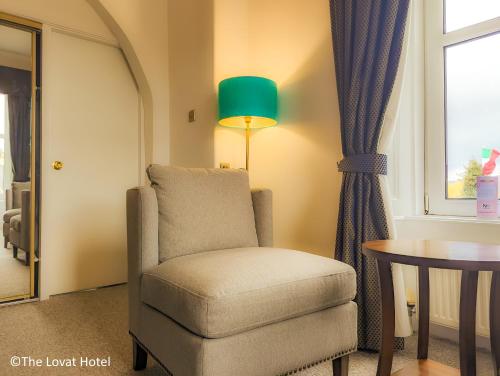 Posezení v ubytování The Lovat Hotel