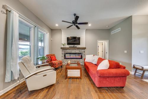 Φωτογραφία από το άλμπουμ του Platte City Retreat with Patio, Near Kansas City! σε Platte City