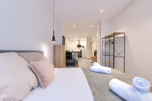 Postel nebo postele na pokoji v ubytování Apartamentos Basarrate Self Check in