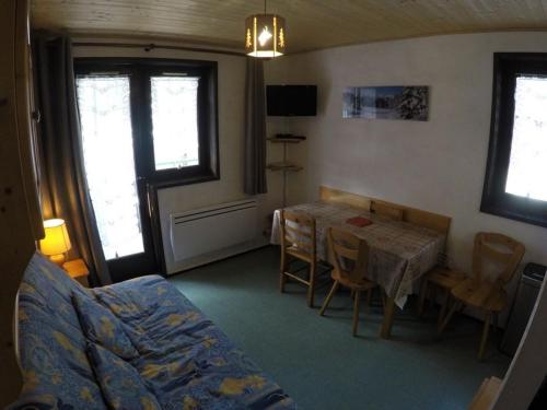 Studio 4 pers avec balcon, animaux et parking