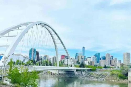 Galeriebild der Unterkunft B19 Modern Stylish 2bed Basement Suite in Edmonton