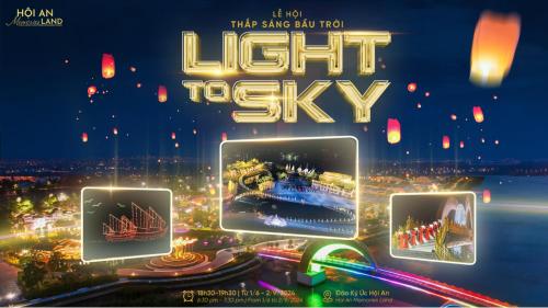 een poster voor een licht riskant evenement 's nachts bij Hoi An Memories Resort & Spa in Hội An