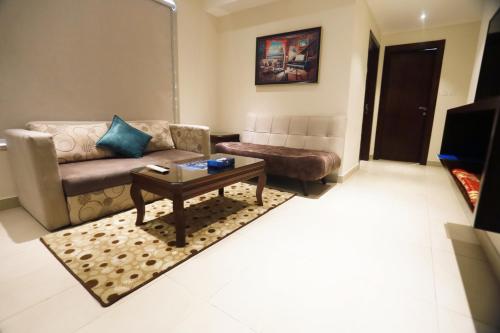 Posezení v ubytování Naylover Hotel Suites