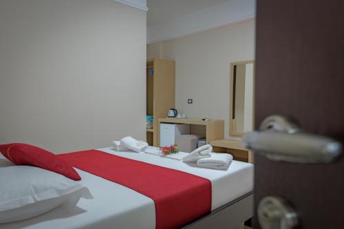 Imagen de la galería de Heksamil Hotel, en Ksamil