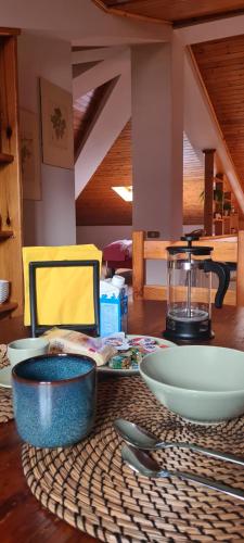 TV a/nebo společenská místnost v ubytování L'attico di Ovidio