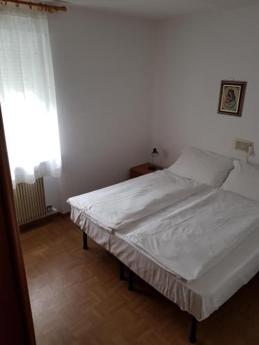 Postel nebo postele na pokoji v ubytování Energy Lake Home