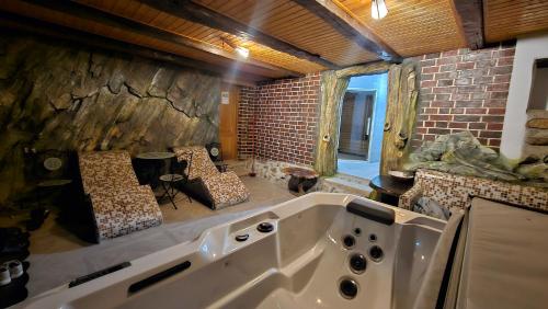 Fotografie z fotogalerie ubytování Casa Grigorescu, Cerna, Vaideeni, Valcea v destinaci Cerna