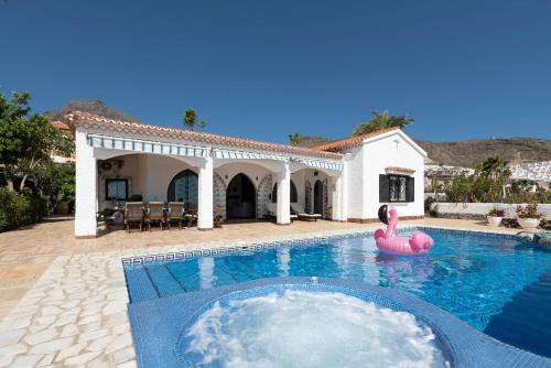 KARAT Villa La Armonia