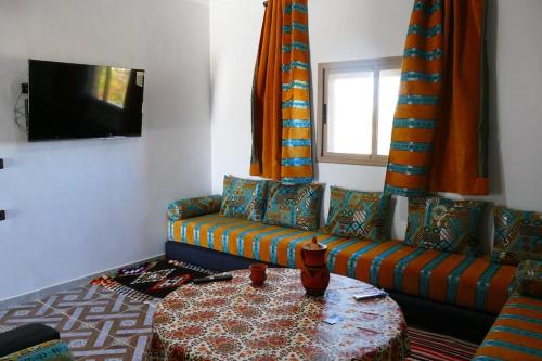 TV a/nebo společenská místnost v ubytování Great villa in Essaouira