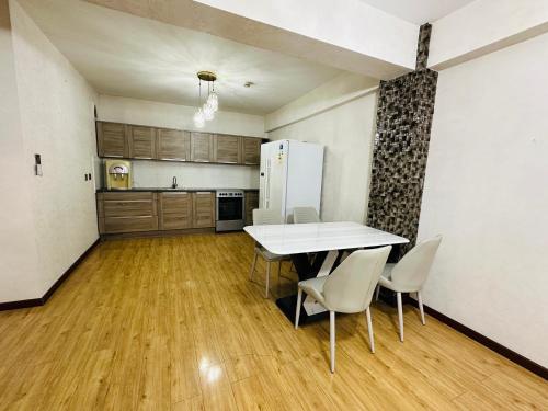 Dapur atau dapur kecil di Bayanmongol Residnence -2 bedrooms, 1-living room apartment