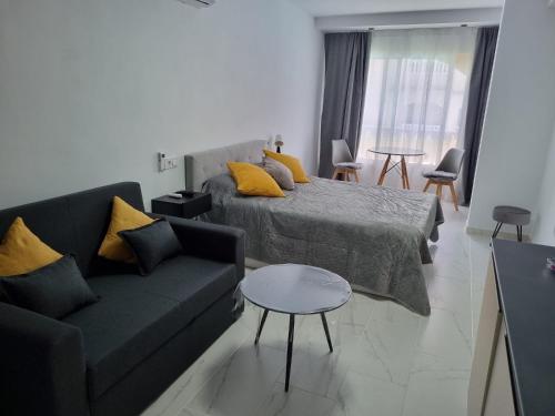 Seascape - Tranquil Studio Apartment