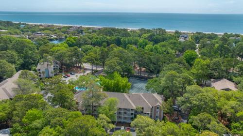 Walk to the Beach Contemporary Coastal Villa Fully Remodeled Spring 2024 Expansive Balcony photo 42