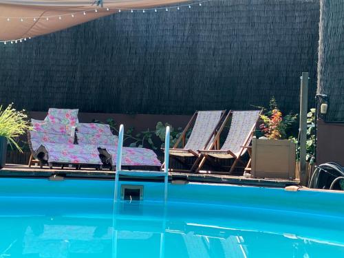 Kolam renang di atau dekat dengan Bergui Guesthouse - Em Guimarães desde 2017